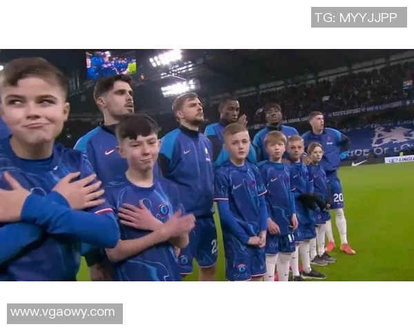 小孩们模仿足球明星精彩瞬间合集视频分享